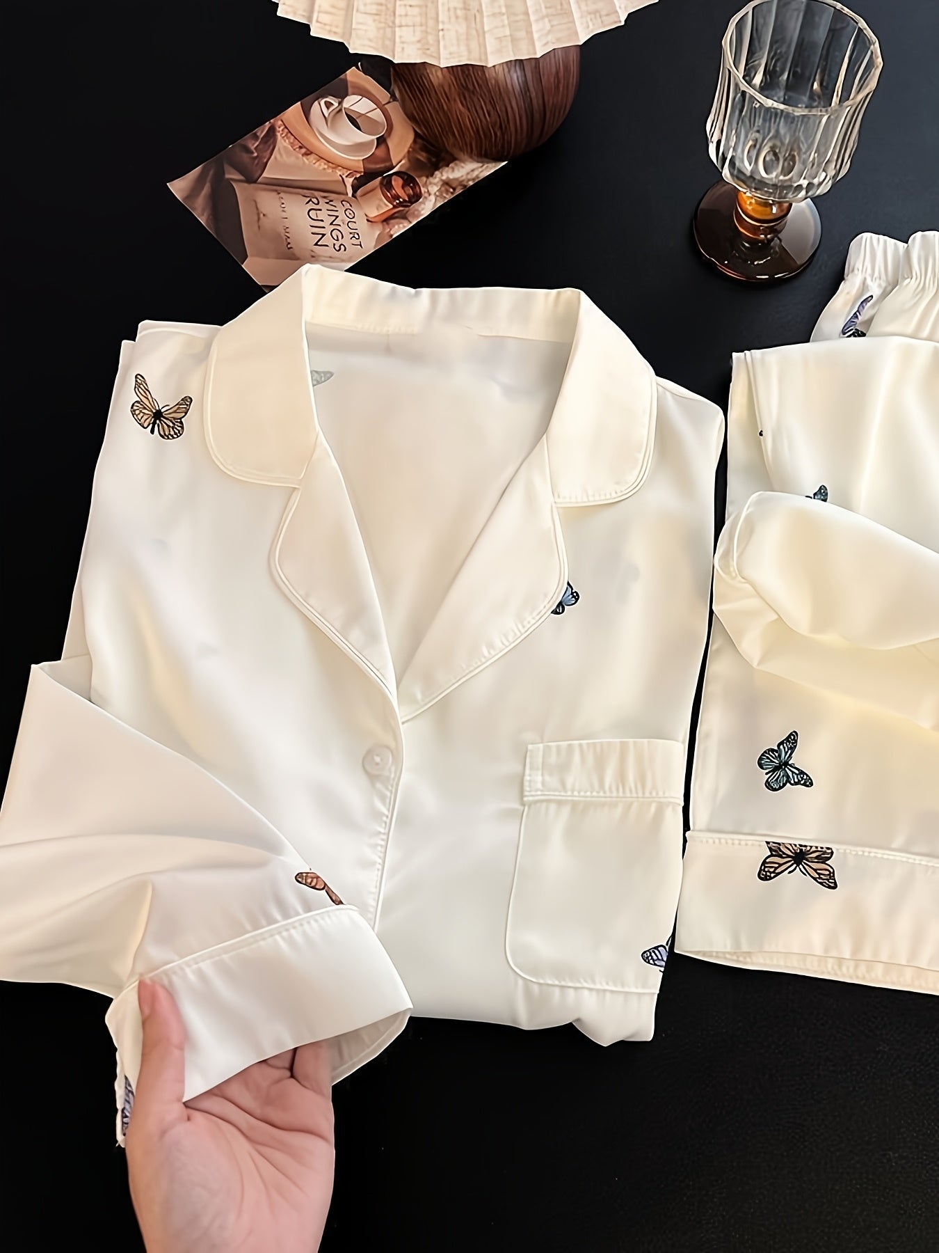 Women's Ice Sliky Fiber Fabric Premium Slim-Fit Two-Piece Pajama Set