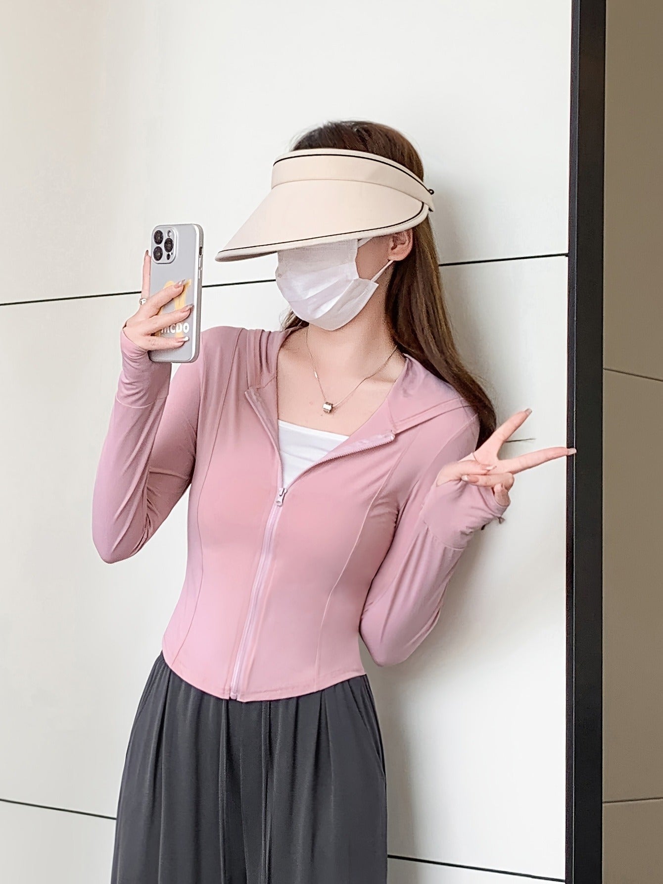A Set of Women'S Long Jacket with a Breathable Ice Succet Protection Layer, Slim Fit Style, Suitable for Outdoor Cycling. Protect Your Light Beige from Rays And.