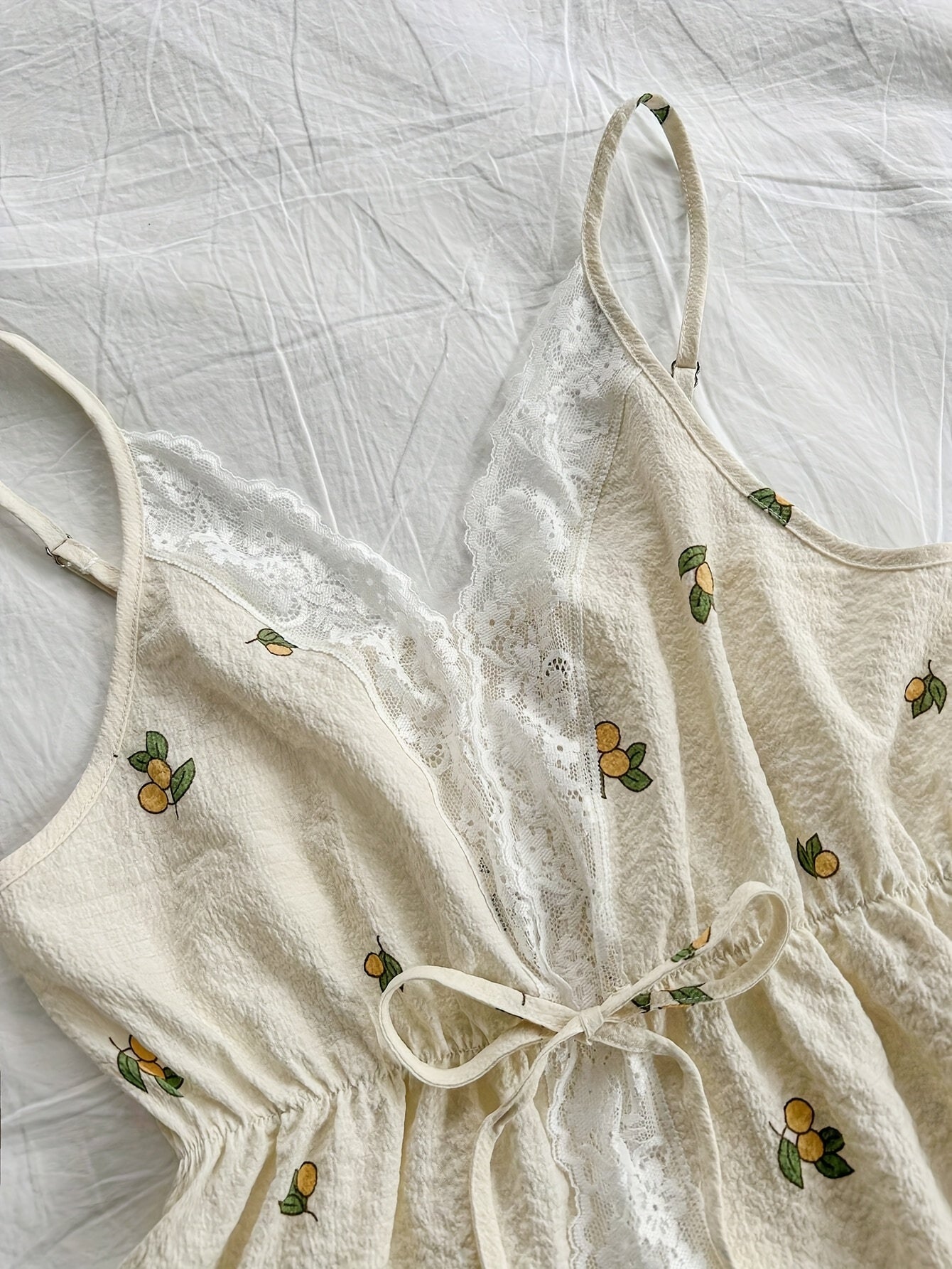 Women'S Fashion Lace Camisole and Shorts Pajama Set, Floral Pattern Spaghetti Strap Tank Top and Shorts Pajama Set, Summer
