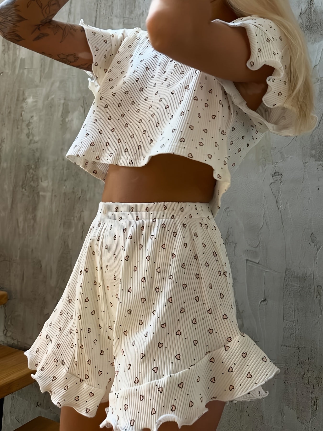 2pcs Women's Spring And Summer Sexy Fashion Round Neck Short Sleeve Hollow Slit Shorts Pajamas Set