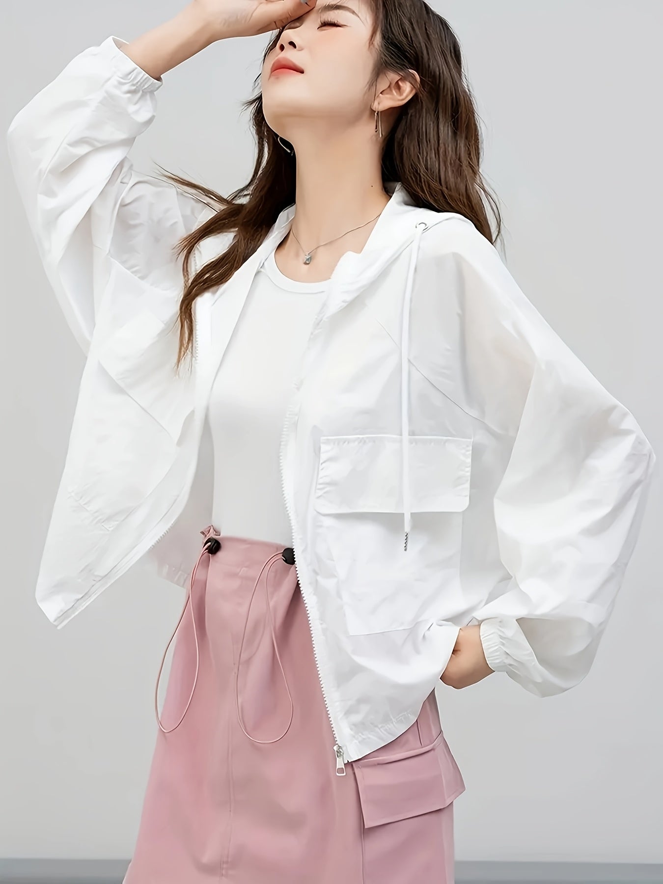 Women'S Casual Loose-Fit Breathable Hooded Jacket - Lightweight Sun Protection Beach Cover-Up, White with Black Pockets, Perfect for Spring & Summer, Casual Wear Hoodie|Relaxed Fit Hoodie|Lightweight Jacket